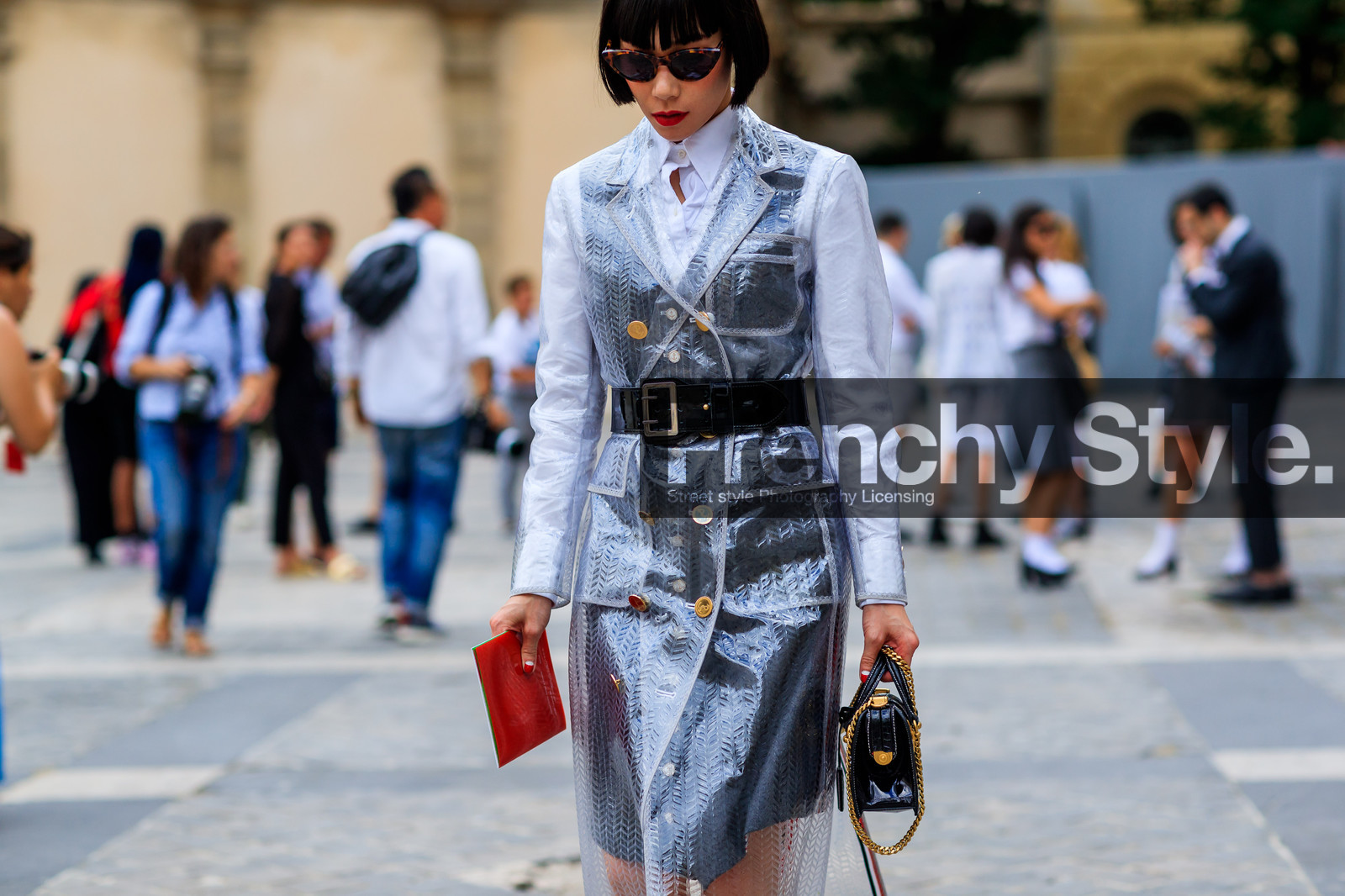 atmosphere details, black bag, black belt, detail, fashion week, frenchystyle, FW, horizontal, jonathan paciullo, leather bag, leather belt, mademoiselle yulia, MENSWEAR, PARIS, PFW, red lips, SPRING SUMMER 2018, SS 18, street style, sunglasses, thom browne, transparent coat, trench coat, white shirt