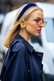 blue coat, earrings, headband, leonie hanne, sunglasses, frenchystyle, jonathan paciullo, street style, NYFW, NEW YORK, AUTUMN WINTER 2019-2020, AW 19-20, FALL WINTER 2019-2020, FW 19-20, fashion week, FW, vertical, atmosphere details, detail