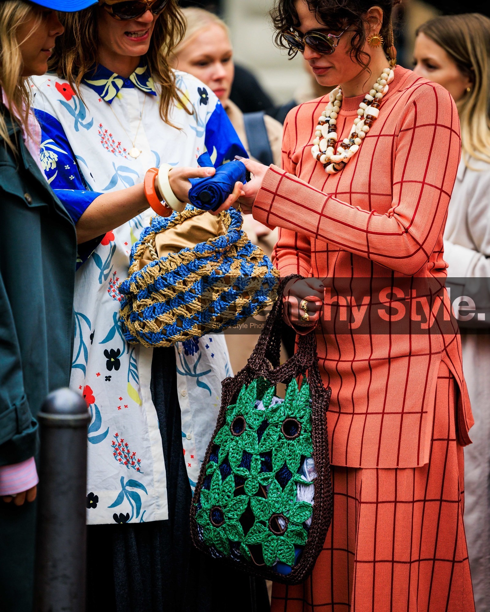 fashion week, frenchystyle, FW, jonathan paciullo, street style, COPENHAGEN, CPHFW, SPRING SUMMER 2024, SS 24, vertical, atmosphere details, detail