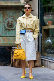 white bermuda shorts, light yellow blouse, light yellow shirt, light yellow top, yellow bag, yellow blouse, yellow shirt, yellow leather bag, hand bag, plaited bag, roger vivier bag, blue leather bag, blue leather belt, quilted bag, quilted belt, mini bag, belt bag, chain belt, golden earrings, golden hair clip, chanel bag, chanel belt, chanel earrings, chanel hair clip, yellow pumps, suede pumps, sharp end shoes, tweed bermuda shorts, golden frame sunglasses, chanel sunglasses, chanel bermuda shorts, julia comil, fashion week, frenchystyle, FW, jonathan paciullo, street style, PFW, PARIS, AUTUMN WINTER 2021-2022, FALL WINTER 2021-2022, FW 21-22, vertical, full length