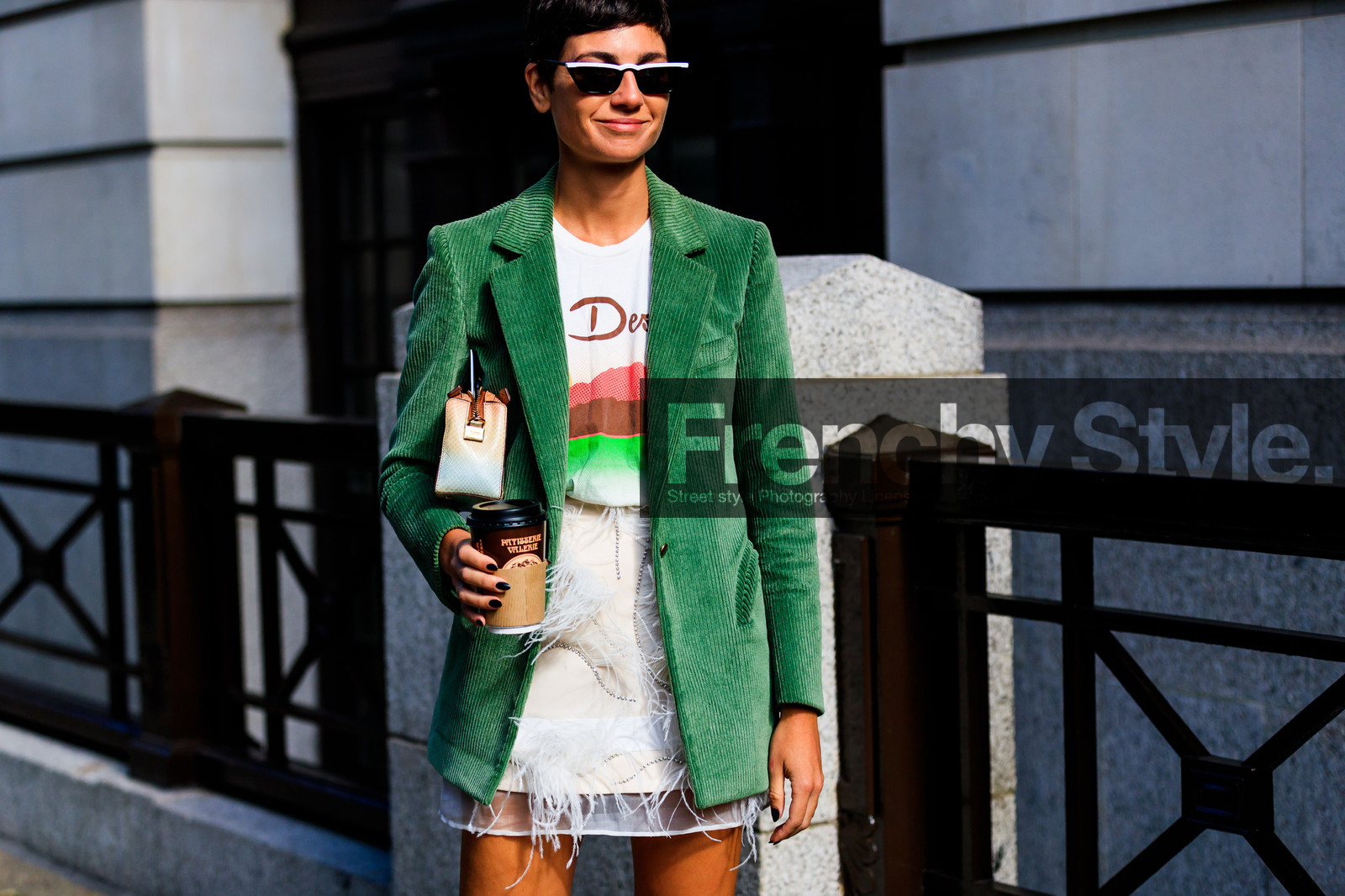 beige bag, blazer, corduroy, embroidered skirt, eva geraldine fontanelli, feathers, green jacket, leather bag, printed t shirt, sunglasses, white skirt, white t shirt, fashion week, frenchystyle, FW, jonathan paciullo, street style, LFW, LONDON, SPRING SUMMER 2019, SS 19, atmosphere details, horizontal, detail