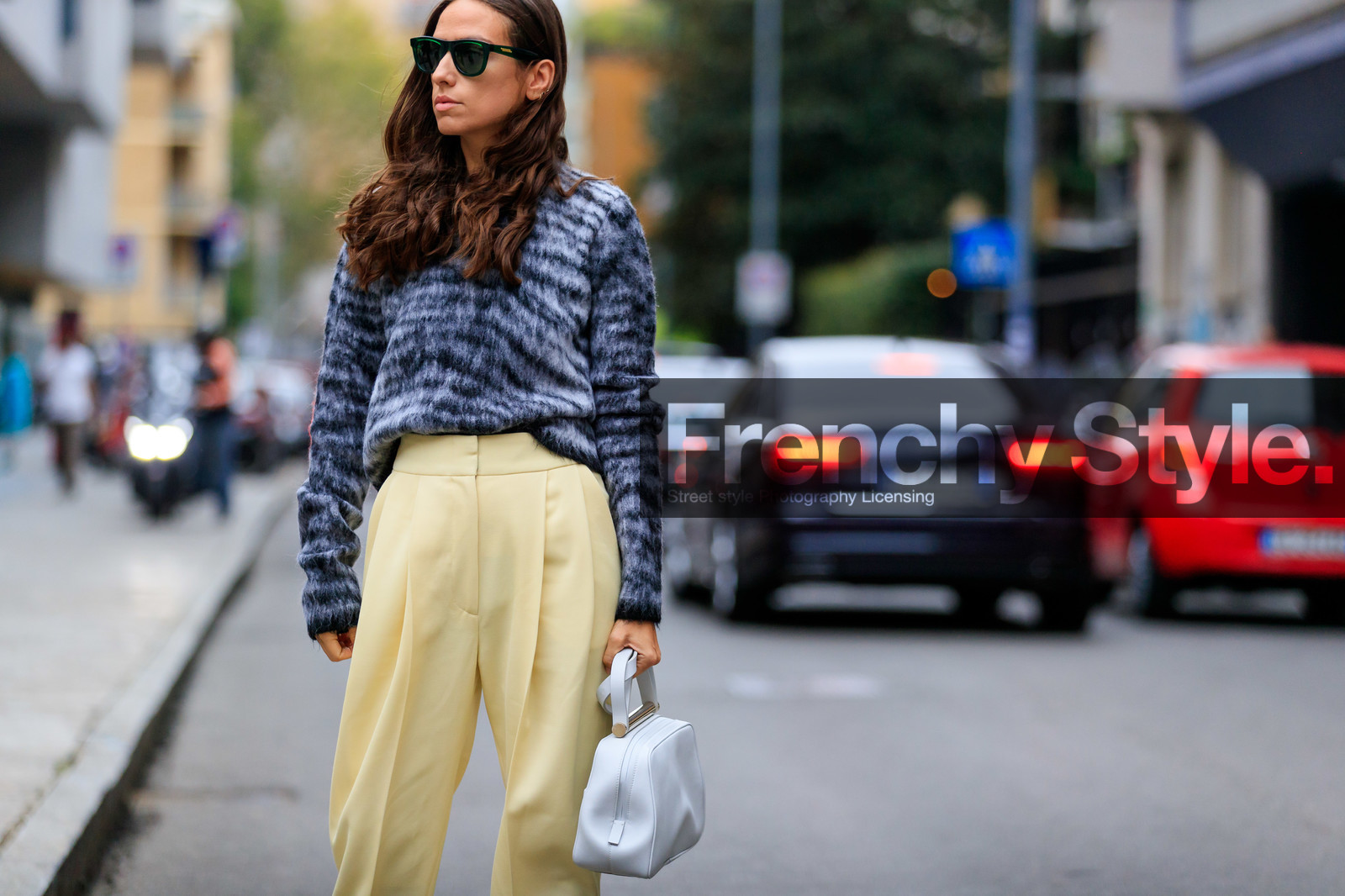 erika boldrin, grey pullover, animal printed pullover, light yellow pants, carrot pants, green sunglasses, white leather bag, fashion week, frenchystyle, FW, jonathan paciullo, street style, MFW, MILAN, SPRING SUMMER 2020, SS 20