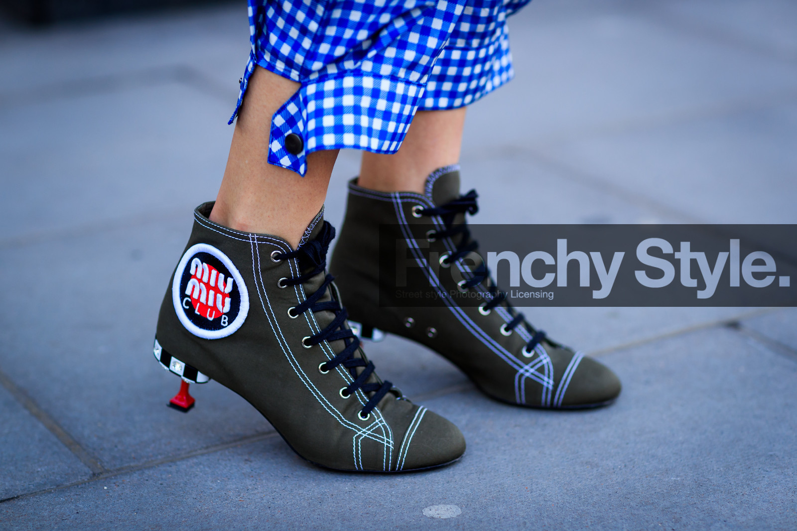 checked, gingham, graphic pants, green boots, high heels, leather shoes, miu miu, plaid, printed pants, printed shoes, trousers, fashion week, frenchystyle, FW, jonathan paciullo, street style, LFW, LONDON, AUTUMN WINTER 2018-2019, AW 18-19, FALL WINTER 2018-2019, FW 18-19, horizontal, atmosphere details, detail, estelle pigault