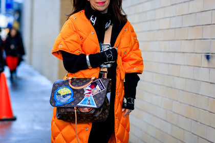 atmosphere details, AUTUMN WINTER 2017-2018, AW 17-18, black scarf, black sweater, brown bag, chanel, detail, down jacket, FALL WINTER 2017-2018, fashion week, frenchystyle, FW, FW 17-18, horizontal, jonathan paciullo, leather bag, louis vuitton, monogram, NEW YORK, NYFW, orange jacket, printed bag, street style