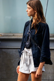 denim, denim jacket, blue jacket, navy blue jacket, denim shirt, white shorts, high waist shorts, belted shorts, prada bag, crossbody bag, mini bag, fashion week, frenchystyle, FW, jonathan paciullo, street style, PFW, PARIS, AUTUMN WINTER 2021-2022, FALL WINTER 2021-2022, FW 21-22, vertical, atmosphere details, detail, model