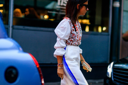 atmosphere details, bracelet, cartier, detail, fashion week, frenchystyle, FW, horizontal, jonathan paciullo, LFW, LONDON, natasha goldenberg, printed shirt, SPRING SUMMER 2017, SS 17, straps, street style, striped pants, sunglasses, trousers, white pants, white shirt, woman