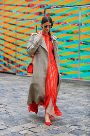 amanda alagem, light beige trench coat, orange dress, orange shoes, long dress, sheer dress, button dress, brocart dress, nude dress, metalic frame sunglasses, red suede shoes, fashion week, frenchystyle, FW, jonathan paciullo, street style, PFW, PARIS, SPRING SUMMER 2020, SS 20, horizontal, full length