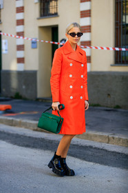 caro daur, orange jacket, orange trench coat, black leather boots, prada boots, low boots, chelsea boots, flat boots, big sole boots, green leather bag, animal skin bag, marni bag, scale sunglasses, butterfly sunglasses, bottega veneta sunglasses, fashion week, frenchystyle, FW, jonathan paciullo, street style, MFW, MILAN, AUTUMN WINTER 2020-2021, FALL WINTER 2020-2021, FW 20-21, vertical, full length