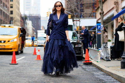 black bag, black shoes, blazer, blue skirt, glitter, high boots, high heels, leather bag, leather shoes, navy jacket, sequined bag, shiny bag, sunglasses, tulle, frenchystyle, jonathan paciullo, street style, NYFW, NEW YORK, AUTUMN WINTER 2019-2020, AW 19-20, FALL WINTER 2019-2020, FW 19-20, fashion week, FW, atmosphere details, horizontal, full length