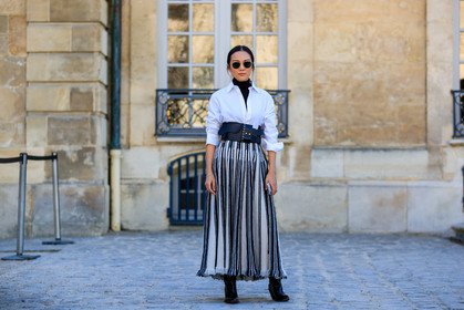 black and white, black bag, black belt, black shoes, black turtleneck, christian dior, graphic skirt, iphone, leather bag, leather belt, leather shoes, printed skirt, striped skirt, sunglasses, white shirt, white skirt, yoyo cao, fashion week, frenchystyle, FW, jonathan paciullo, street style, PFW, PARIS, AUTUMN WINTER 2019-2020, AW 19-20, FALL WINTER 2019-2020, FW 19-20, horizontal, atmosphere details, full length