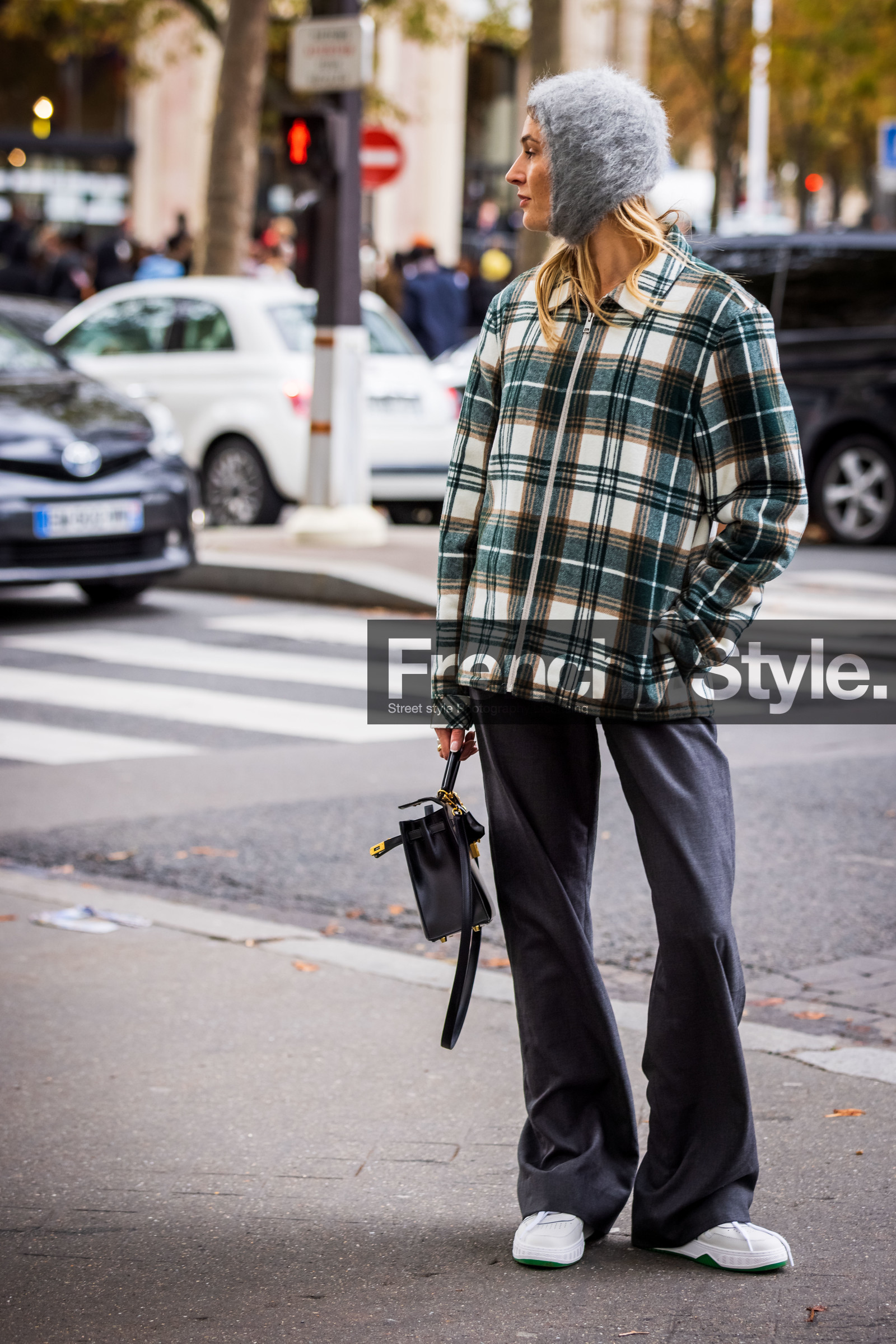 bag, balaclava, beanie, black bag, cagoule, Camille Charrière, checked jacket, flare pants, green jacket, grey hat, grey pants, hat, hermes bag, jacket, large pants, leather bag, pants, print, sneakers, tartan print, white sneakers, wool beanie, zipped jacket, fashion week, frenchystyle, FW, jonathan paciullo, street style, PFW, PARIS, SPRING SUMMER 2022, SS 22, vertical, full length