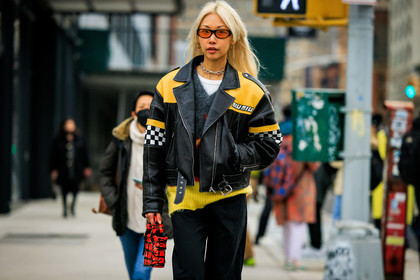 details, miu miu jacket, black biker jacket, biker jacket, leather biker jacket, bomber jacket, muticolor jumper, silver choker, ottolinger bag, red mini bag, car race jacket, sunglasses, vanessa hong, street style, jonathan paciullo, FW, frenchystyle, fashion week, NYFW, NEW YORK, AUTUMN WINTER 2022-2023, FALL WINTER 2022_2023, FW 22-23, atmosphere details, horizontal