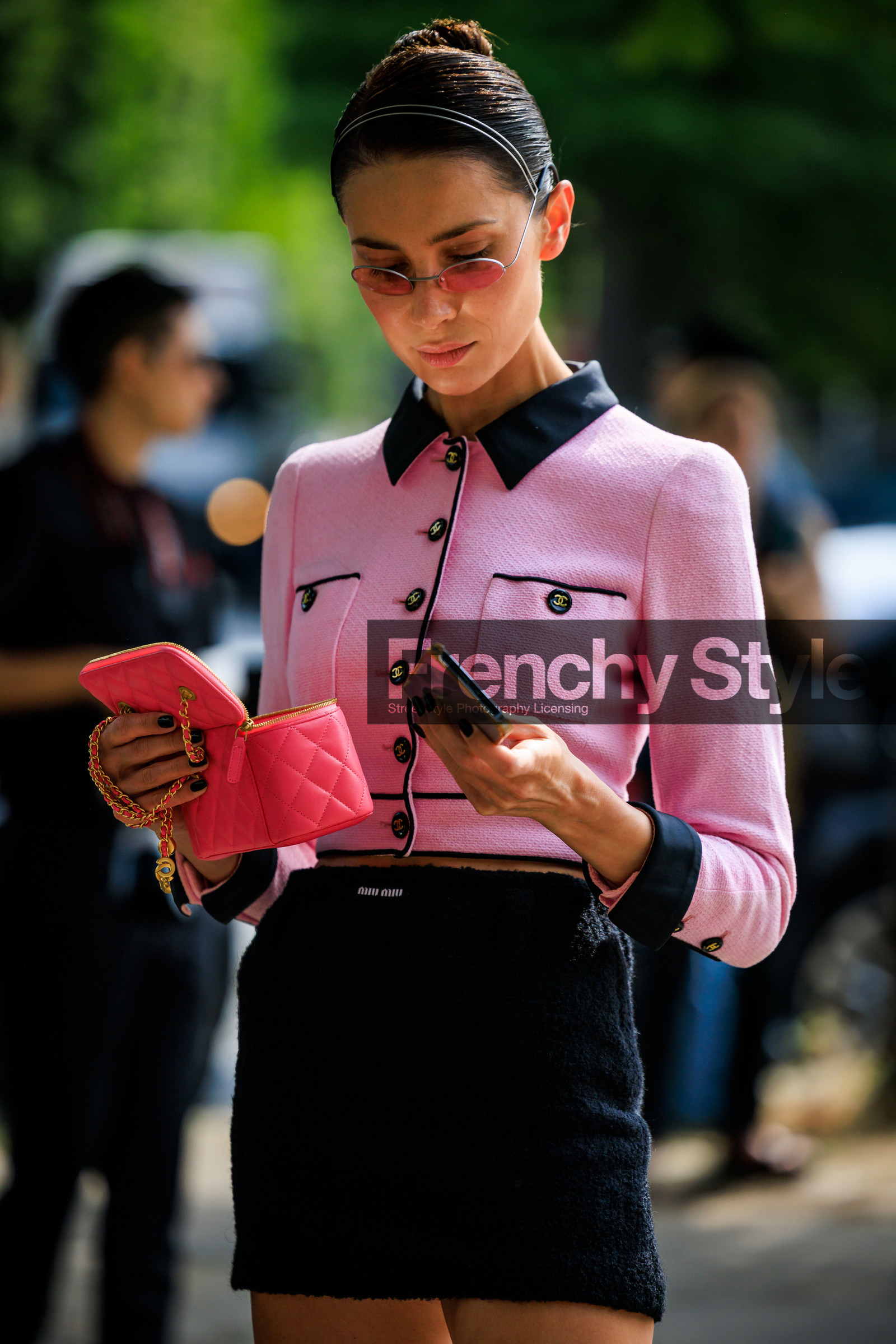 fashion week, frenchystyle, FW, jonathan paciullo, street style, PFW, PARIS, FW 23-24, FALL WINTER 2023-2024, AUTUMN WINTER 2023-2024, HAUTE COUTURE, vertical, atmosphere details, detail