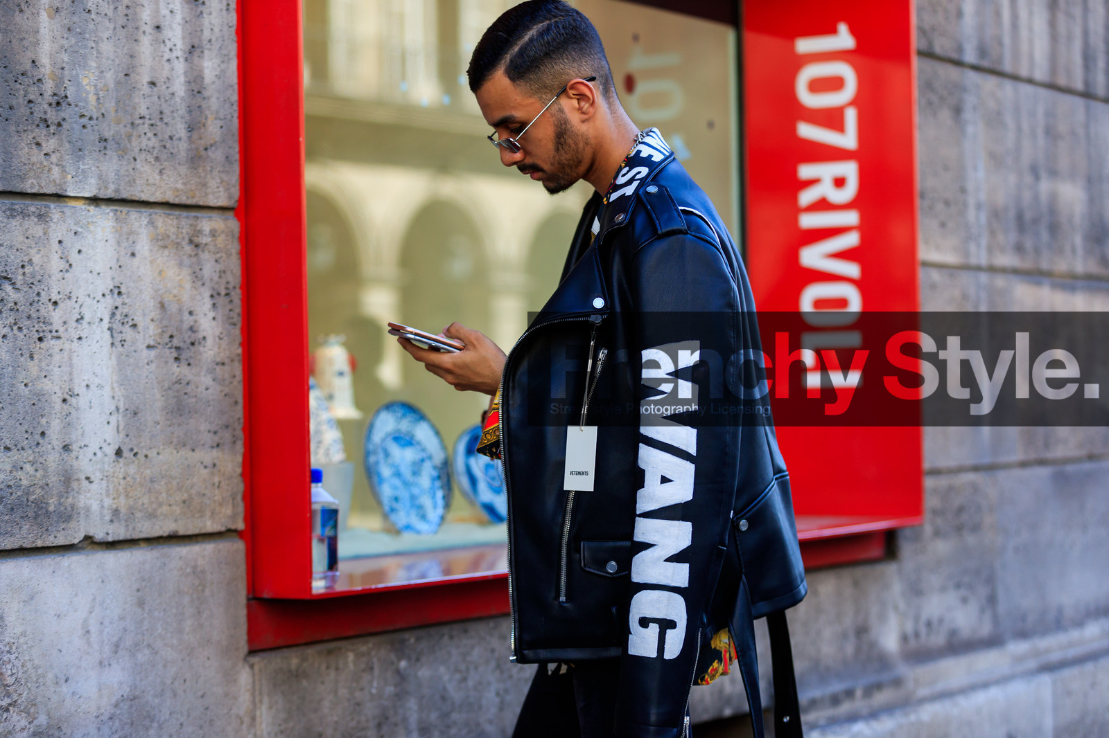 street style, jonathan paciullo, FW, frenchystyle, fashion week, PFW, PARIS, SPRING SUMMER 2019, SS 19, horizontal, atmosphere details, detail