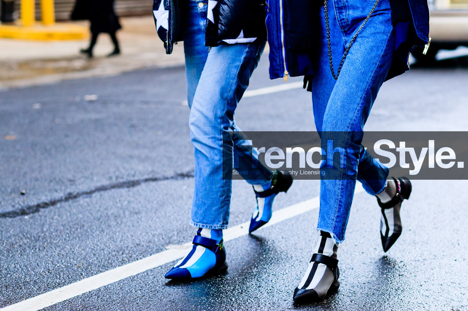 atmosphere details, AUTUMN WINTER 2017-2018, AW 17-18, black sweater, blue bag, blue denim, blue jacket, chanel handbag, denim pants, detail, down jacket, FALL WINTER 2017-2018, fashion week, frenchystyle, FW, FW 17-18, graphic shoes, grey sweater, horizontal, jeans, jonathan paciullo, leather shoes, louis vuitton, moncler, NEW YORK, NYFW, printed jacket, stars, street style, trousers, turquoise