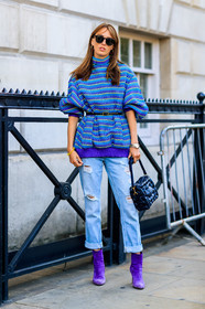 black bag, black belt, blue denim, blue sweater, denim pants, graphic sweater, high heels, jeans, leather bag, leather belt, leather shoes, printed sweater, purple boots, sunglasses, trousers, fashion week, frenchystyle, FW, jonathan paciullo, street style, LFW, LONDON, SPRING SUMMER 2019, SS 19, vertical, full length