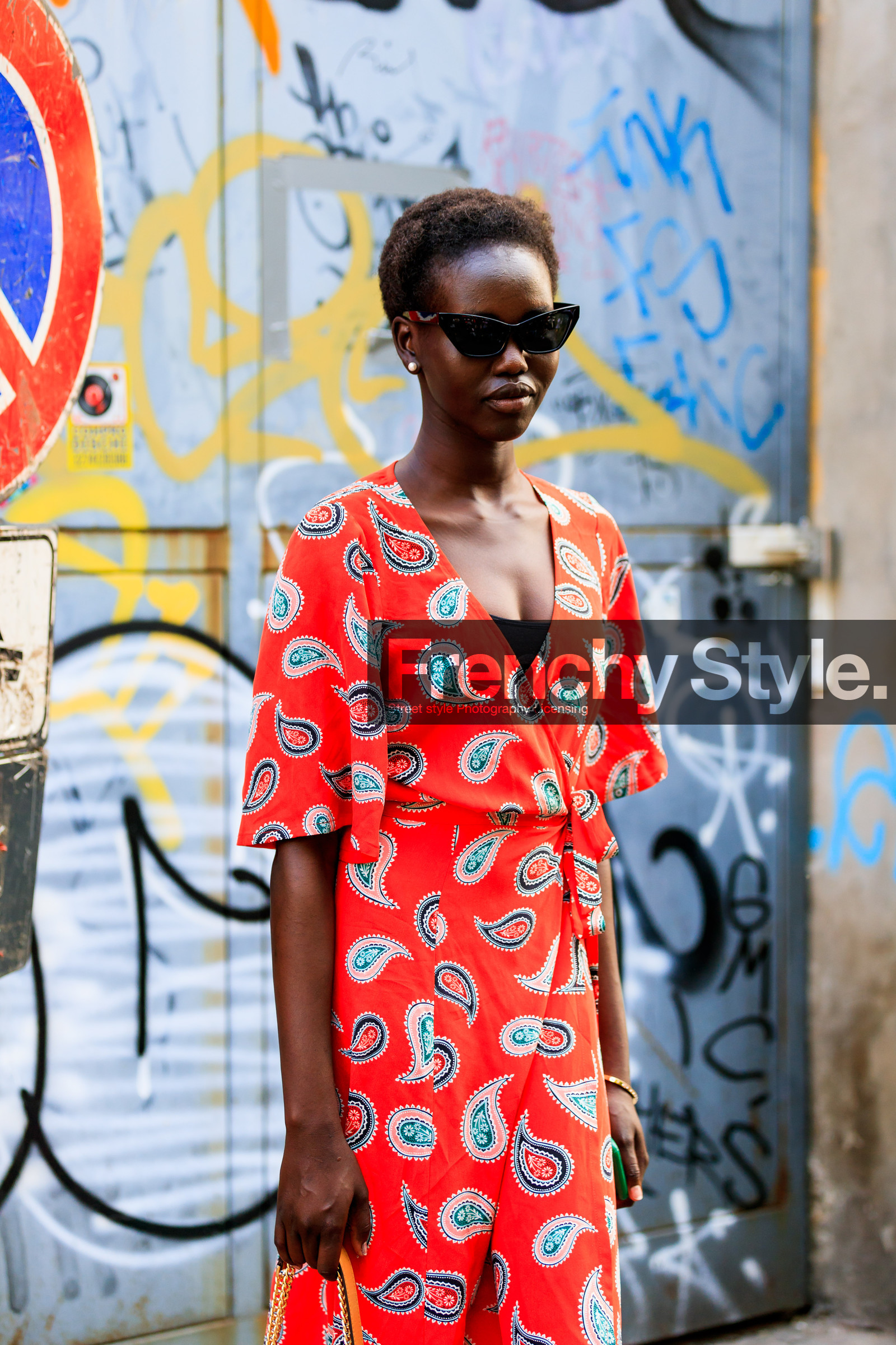 earrings, graphic dress, model, printed dress, red dress, short hair, sunglasses, fashion week, frenchystyle, FW, jonathan paciullo, street style, MFW, MILAN, SPRING SUMMER 2019, SS 19, vertical, atmosphere details, detail