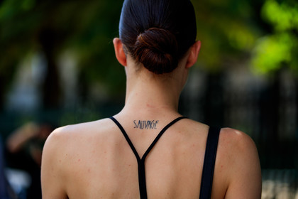 bun, tattoos, PFW, fashion week, frenchystyle, FW, jonathan paciullo, street style, PARIS, horizontal, atmosphere details, detail, model, AUTUMN WINTER 2018-2019, FALL WINTER 2018-2019, FW 18-19