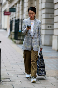 blue bag, brown pants, checked, christian dior, graphic bag, graphic jacket, grey jacket, leather bag, leather shoes, monogram, plaid, printed bag, printed jacket, tote bag, trousers, white sneakers, street style, jonathan paciullo, FW, frenchystyle, fashion week, LFW, LONDON, AUTUMN WINTER 2019-2020, AW 19-20, FW 19-20, FALL WINTER 2019-2020, vertical, full length