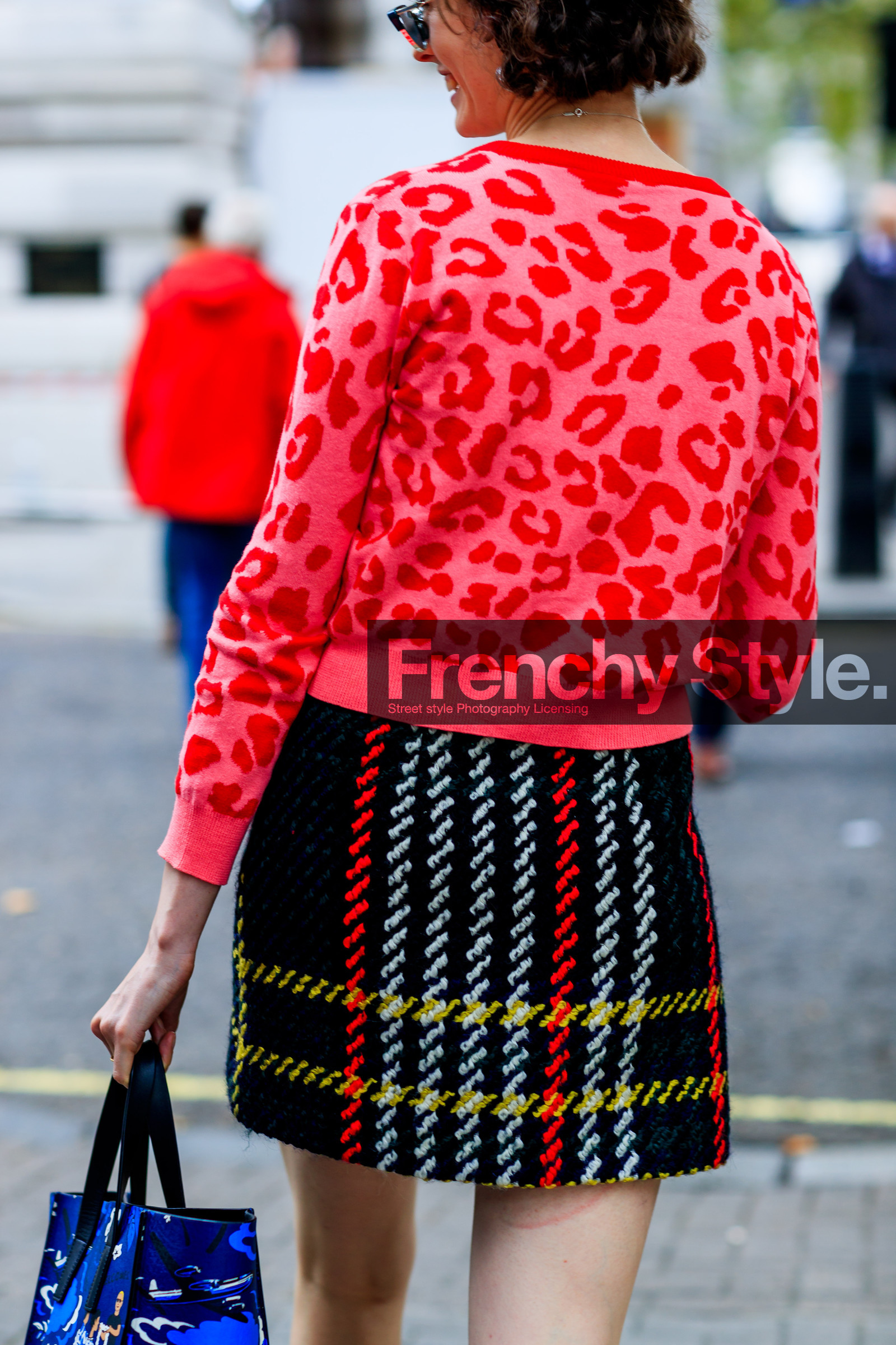 black skirt, blue bag, checked, chloe hill, graphic bag, graphic skirt, leather bag, plaid, printed bag, printed skirt, printed sweater, red sweater, tartan, fashion week, frenchystyle, FW, jonathan paciullo, street style, LFW, LONDON, SPRING SUMMER 2019, SS 19, vertical, detail, atmosphere details