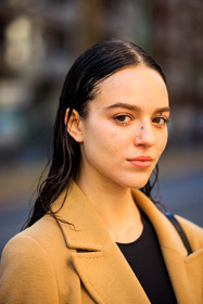 washed make up look: face studs, eyes make up, close up, model, fashion week, frenchystyle, FW, jonathan paciullo, street style, vertical, atmosphere details, detail