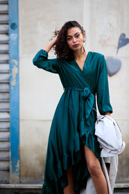 satin dress, green dress, dark green dress, ruffle dress, belted dress, long sleeves dress, asymetrical dress, split dress, wrap dress, animal skin shoes, snake skin sandals, snake skin shoes, sling back shoes, grey leather shoes, PARIS, PFW, fashion week, frenchystyle, FW, jonathan paciullo, street style, SPRING SUMMER 2021, SS 21, vertical, atmosphere details, detail