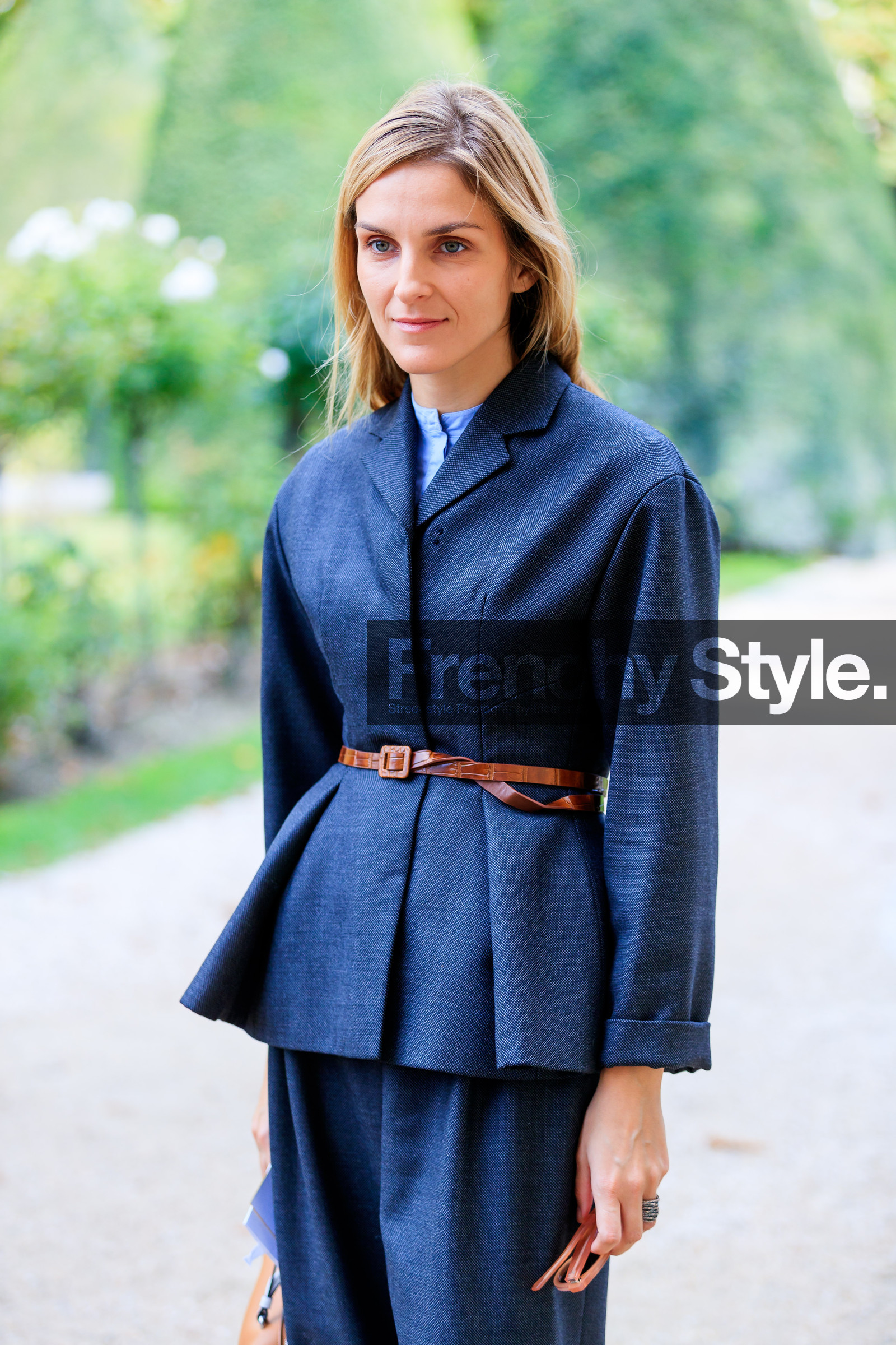 atmosphere details, blazer, brown belt, detail, fashion week, frenchystyle, FW, gaia repossi, grey jacket, grey pants, grey suit, jonathan paciullo, PARIS, PFW, SPRING SUMMER 2018, SS 18, street style, trousers, vertical