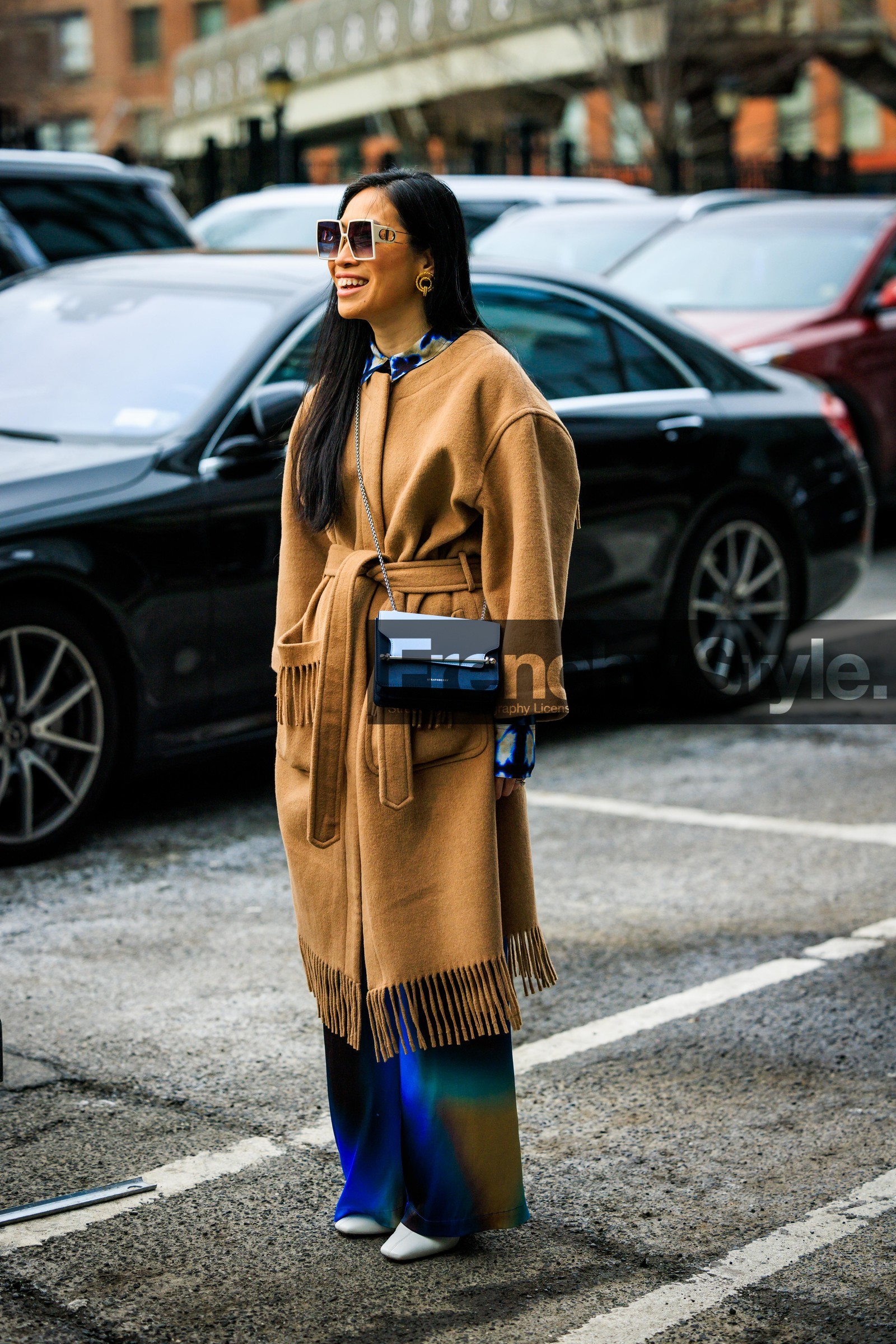 70s glasses, 70 sunglasses, 70S look, flared pants, flares coat, camel trench, classic trench, crossbody bag, white sunglasses, leather crossbody bag, big creole, golden earring, black crossbody, multicolor shirt, multicolor pants, Miki Cheung, street style, jonathan paciullo, FW, frenchystyle, fashion week, NYFW, NEW YORK, AUTUMN WINTER 2022-2023, FALL WINTER 2022_2023, FW 22-23, vertical, full length