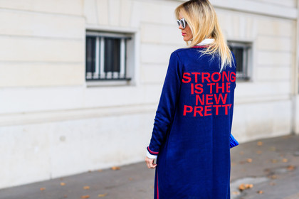 atmosphere details, blue jacket, detail, fashion week, frenchystyle, FW, graphic jacket, horizontal, jonathan paciullo, message, PARIS, PFW, printed jacket, SPRING SUMMER 2018, SS 18, street style, sunglasses
