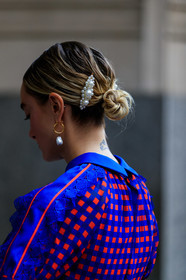 blue, blue dress, bun, checked, earrings, graphic dress, hair clip, hair jewels, hannah baxter, plaid, printed dress, red, fashion week, frenchystyle, FW, jonathan paciullo, street style, NEW YORK, NYFW, SPRING SUMMER 2020, SS 20, vertical, detail, atmosphere details