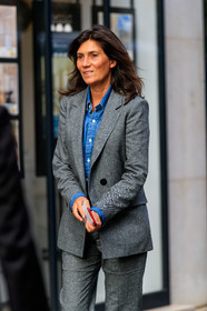 alton mason, Emmanuelle Alt, grey jacket, grey pants, grey suits, denim, denim shirt, fashion week, frenchystyle, FW, jonathan paciullo, street style, PFW, PARIS, SPRING SUMMER 2020, SS 20, horizontal, atmosphere details, detail