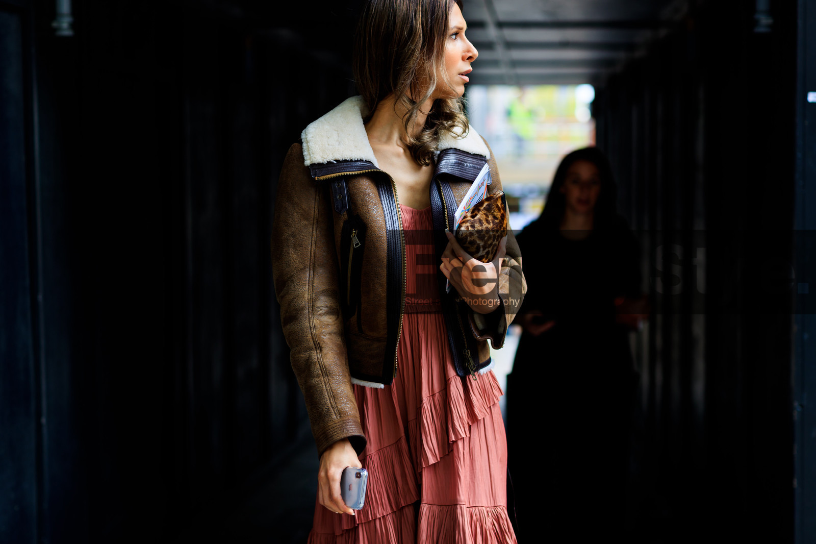 animal print, brown jacket, graphic bag, leather bag, leather jacket, leopard, pink dress, printed bag, shearling, fashion week, frenchystyle, FW, jonathan paciullo, street style, LFW, LONDON, SPRING SUMMER 2019, SS 19, atmosphere details, horizontal, detail
