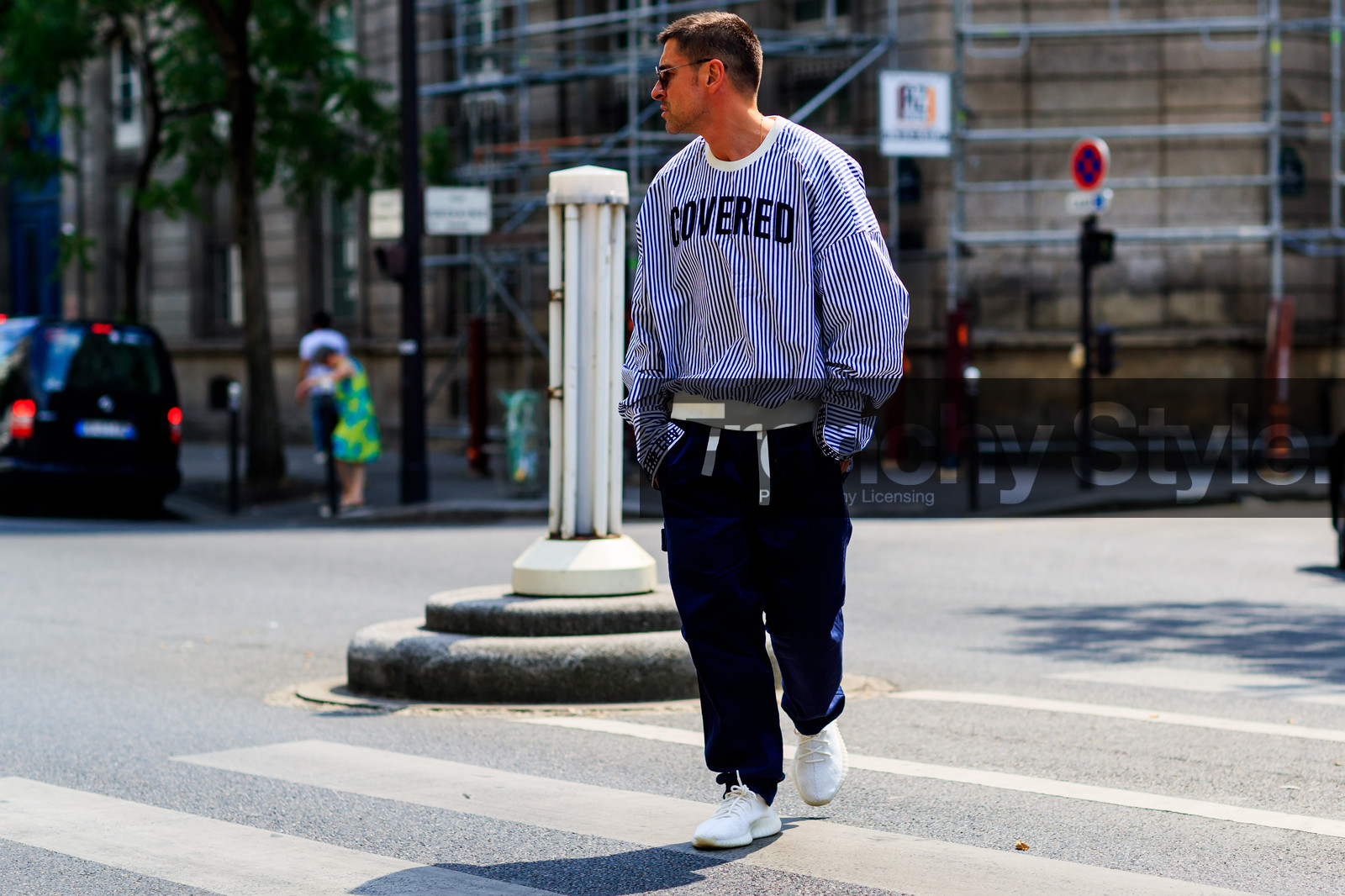 atmosphere details, blue top, detail, fashion week, frenchystyle, FW, graphic top, horizontal, jonathan paciullo, leather shoes, MENSWEAR, message, navy pants, PARIS, PFW, printed top, SPRING SUMMER 2018, SS 18, street style, striped top, stripes, sunglasses, trousers, white sneakers