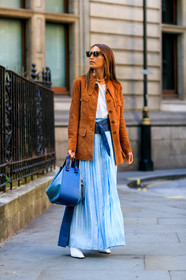 blue bag, blue skirt, brown jacket, chloe loulou de saison, earrings, high heels, leather bag, leather jacket, leather shoes, loewe, necklace, pleated skirt, sunglasses, white boots, white t shirt, fashion week, frenchystyle, FW, jonathan paciullo, street style, LFW, LONDON, SPRING SUMMER 2019, SS 19, vertical, full length