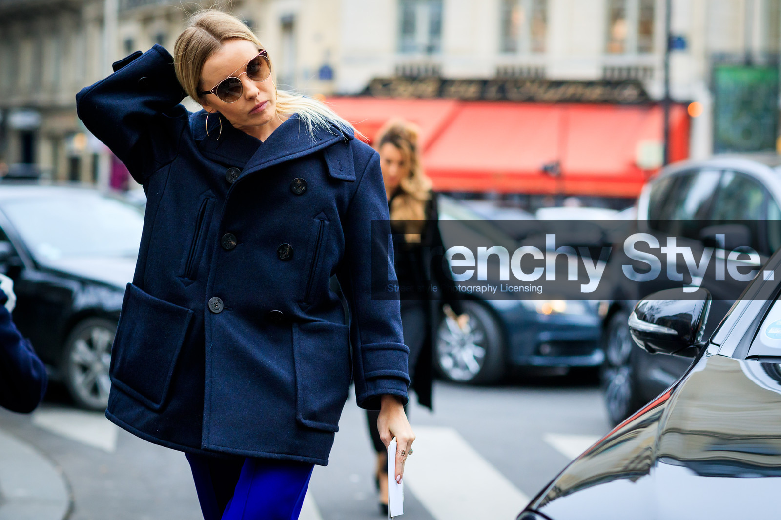 blue jacket, caban, trousers, fashion week, frenchystyle, FW, jonathan paciullo, street style, PFW, PARIS, SPRING SUMMER 2017, SS 17, HAUTE COUTURE, atmosphere details, detail, horizontal