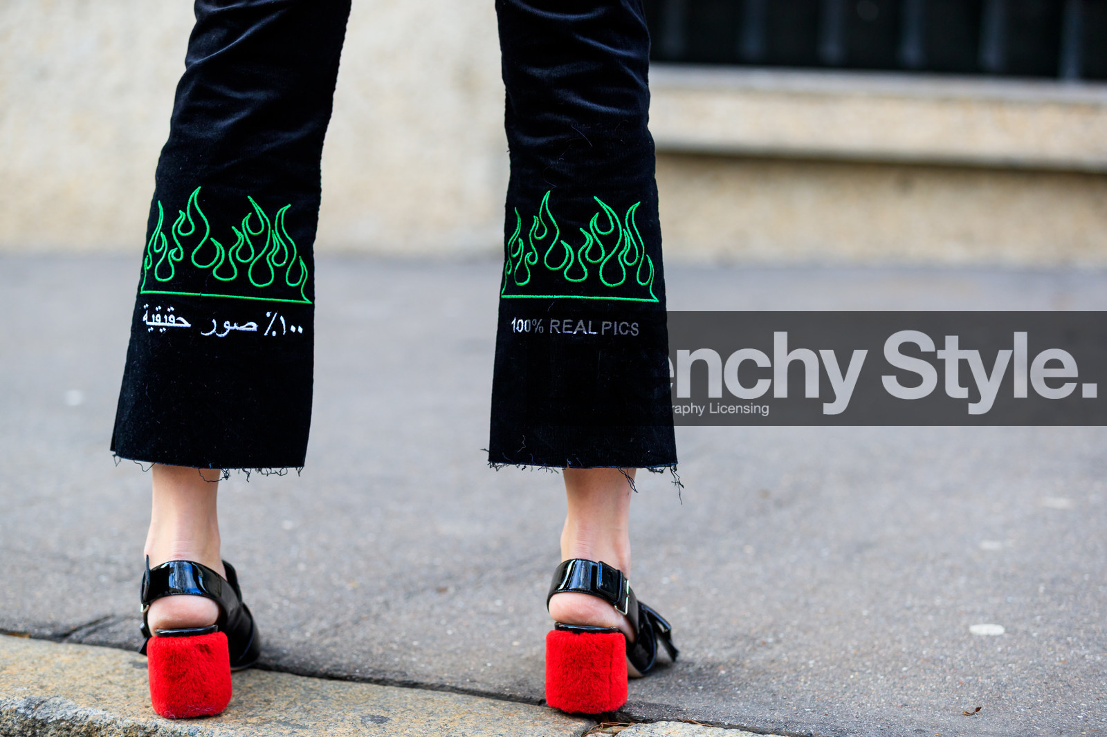 atmosphere details, AUTUMN WINTER 2017-2018, AW 17-18, black denim, black shoes, denim pants, detail, eleonora carisi, FALL WINTER 2017-2018, fashion week, frenchystyle, FW, FW 17-18, high heels, horizontal, jeans, jonathan paciullo, leather shoes, PARIS, PFW, printed pants, street style, trousers, varnished leather shoes, vêtements