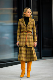 plaid look, yellow plaid, yellow boots, high heel boots, black turtleneck, brown belt, charm bracelet, leather belt, suede boots, street style, jonathan paciullo, FW, frenchystyle, fashion week, NYFW, NEW YORK, AUTUMN WINTER 2022-2023, FALL WINTER 2022_2023, FW 22-23, vertical, full length