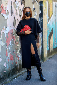 black top, black pullover, black skirt, black leather boots, split skirt, long skirt, high boots, short sleeves top, short sleeves pullover, woolen top, woolen skirt, red leather bag, studs bag, quilted bag, valentino bag, valentino look, valentino skirt, valentino top, valentino shirt, black shirt, organza shirt, covid face mask, evangelie smyrniotaki, street style, jonathan paciullo, FW, frenchystyle, fashion week, MFW, MILAN, SPRING SUMMER 2021, SS 21, vertical, full length