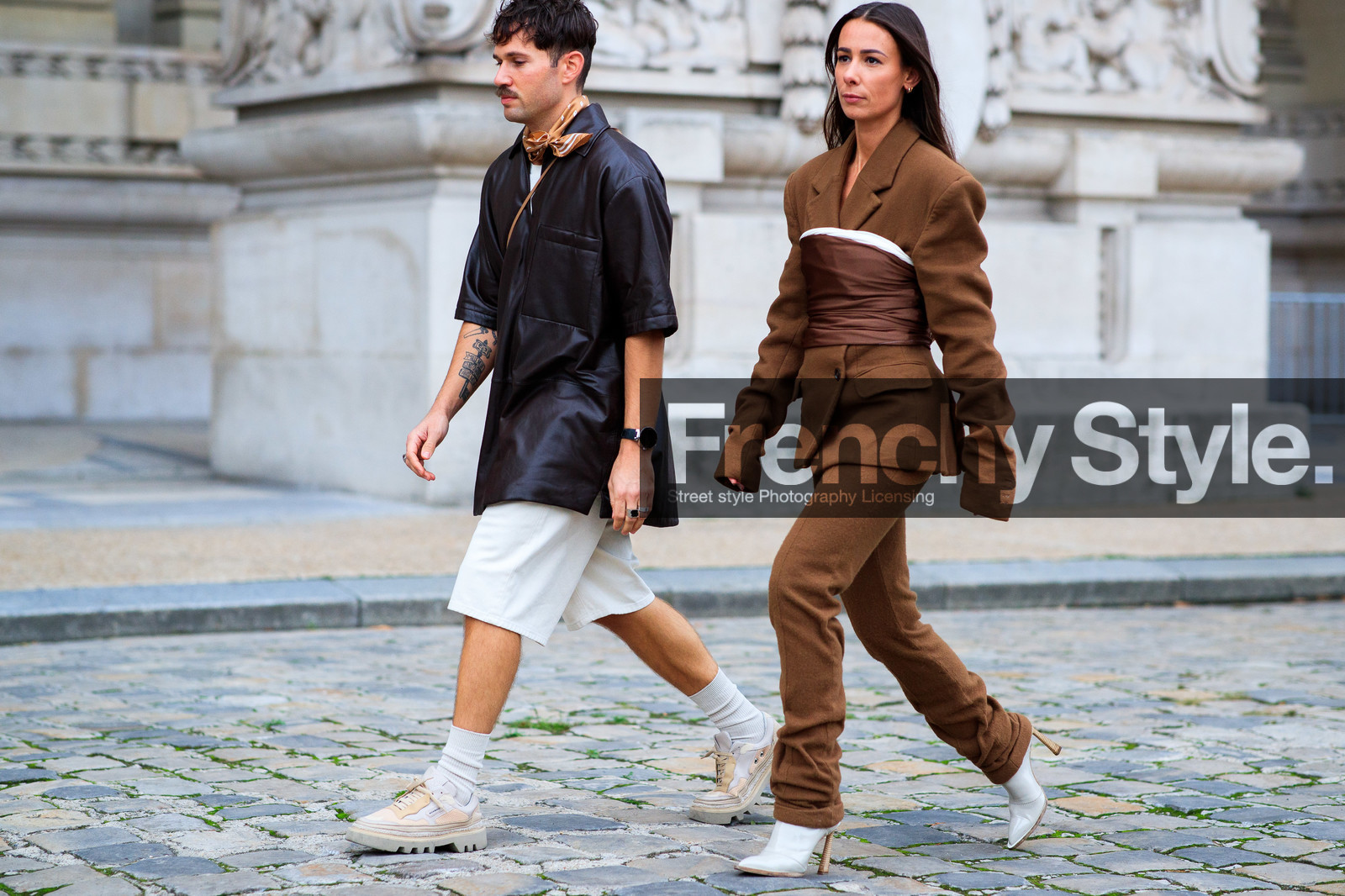 alice & j.s, alice barbier, JS roques, brown leather shirt, brown jacket, brown pants, brown suits, brown scarf, belted jacket, belt scarf, white bermuda shorts, white socks, white sneakers, white leather boots, high heels boots, camel scarf, fashion week, frenchystyle, FW, jonathan paciullo, street style, PFW, PARIS, SPRING SUMMER 2021, SS 21, horizontal, atmosphere details, full length