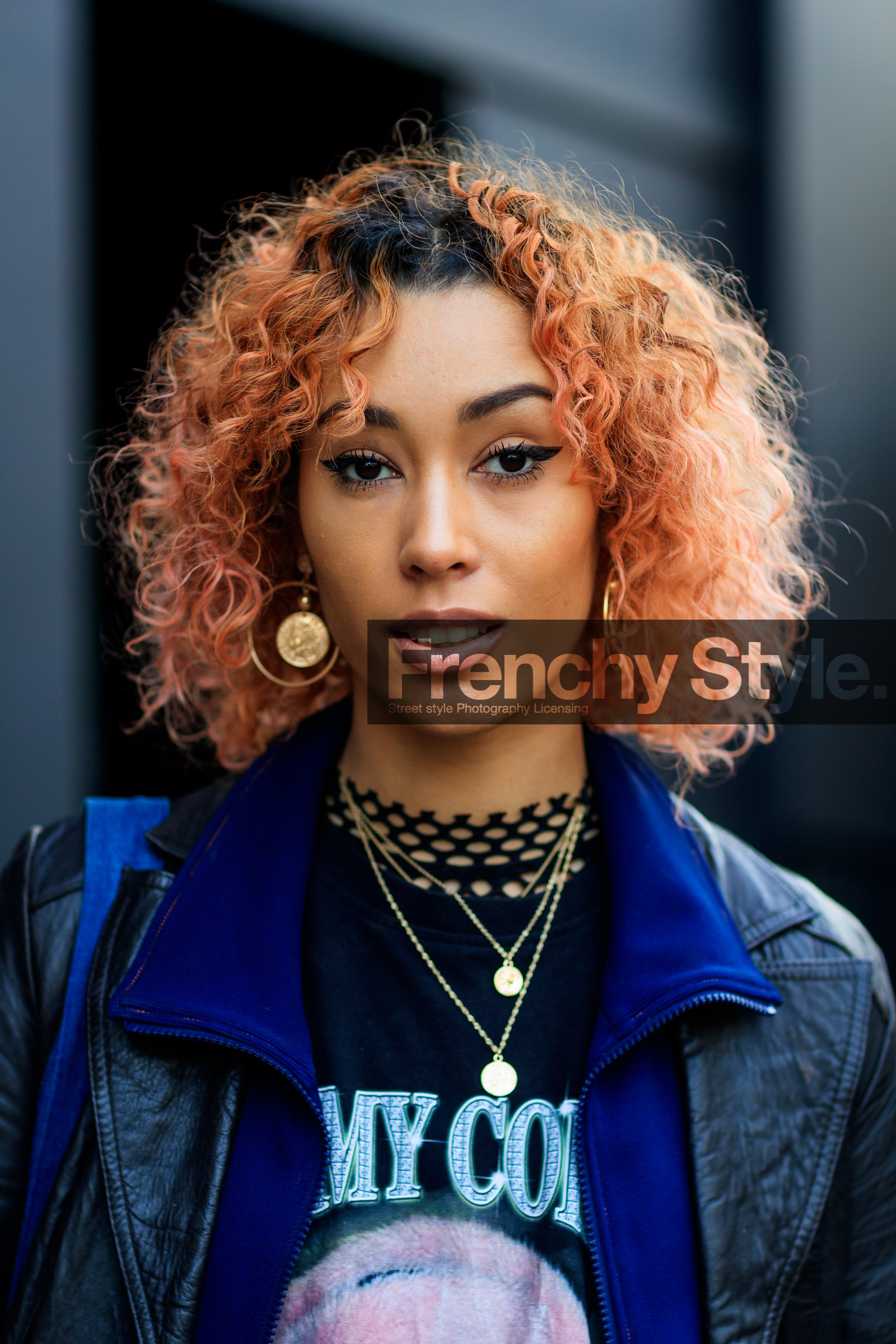 black coat, black t shirt, blue jacket, dyed hair, earrings, fishnet, leather coat, necklace, printed t shirt, fashion week, frenchystyle, FW, jonathan paciullo, street style, LFW, LONDON, AUTUMN WINTER 2018-2019, AW 18-19, FALL WINTER 2018-2019, FW 18-19, vertical, atmosphere details, detail, portrait