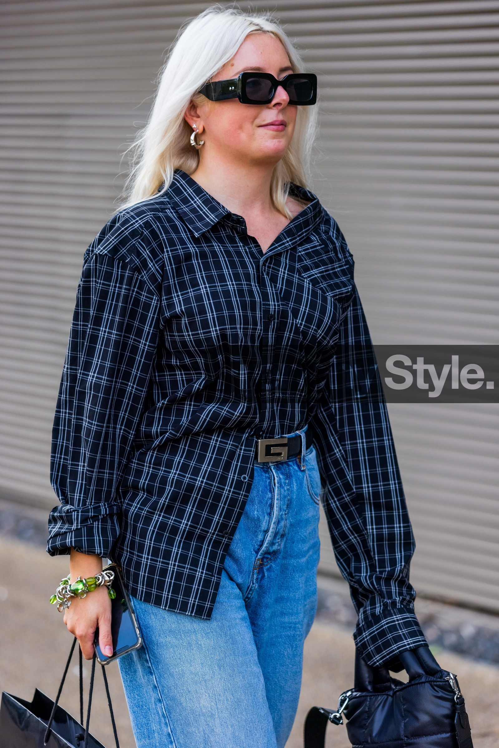 sunglasses, bracelet, handbag, small bag, earrings, denim, belt, gucci, fashion week, frenchystyle, FW, jonathan paciullo, street style, SPRING SUMMER 2022, SS 22, LFW, LONDON, vertical, atmosphere details, detail