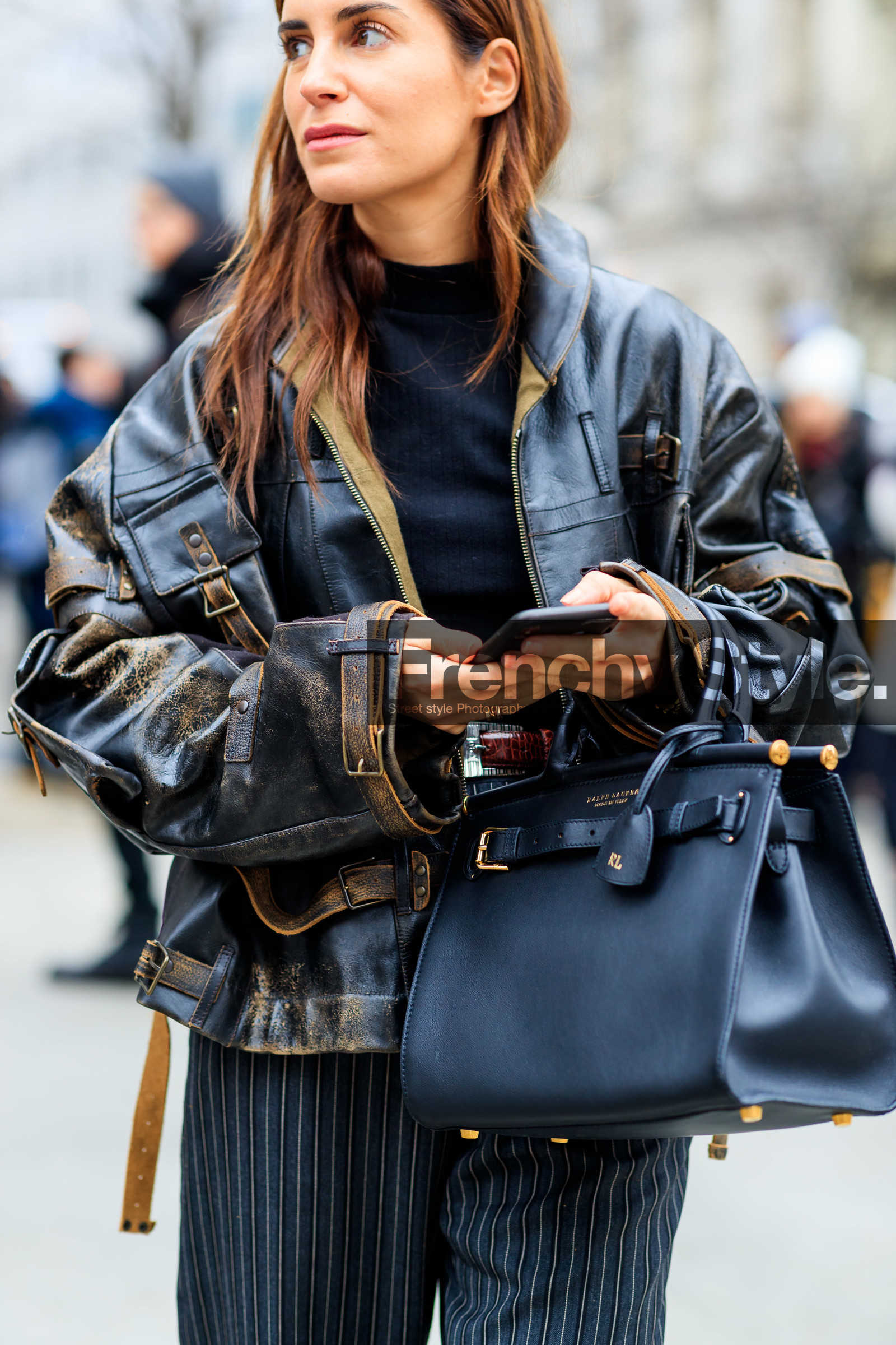 black bag, black shoes, blazer, blue skirt, glitter, high boots, high heels, leather bag, leather shoes, navy jacket, sequined bag, shiny bag, sunglasses, tulle, frenchystyle, jonathan paciullo, street style, NYFW, NEW YORK, AUTUMN WINTER 2019-2020, AW 19-20, FALL WINTER 2019-2020, FW 19-20, fashion week, FW, vertical, atmosphere details, detail