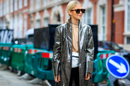 acne studios, atmosphere details, beige top, black pants, caro daur, checked jacket, céline, detail, fanny pack, fashion week, frenchystyle, FW, graphic jacket, horizontal, jonathan paciullo, leather bag, LFW, LONDON, plaid, printed jacket, raincoat, SPRING SUMMER 2018, SS 18, stir pants, street style, tartan, trousers, white bag