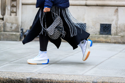 black and white bag, black bag, black leggings, black skirt, christian dior, converse, fringes, graphic bag, jw anderson, leather bag, leather shoes, monogram, printed bag, saddle bag, trousers, white sneakers, street style, jonathan paciullo, FW, frenchystyle, fashion week, LFW, LONDON, AUTUMN WINTER 2019-2020, AW 19-20, FW 19-20, FALL WINTER 2019-2020, horizontal, atmosphere details, detail