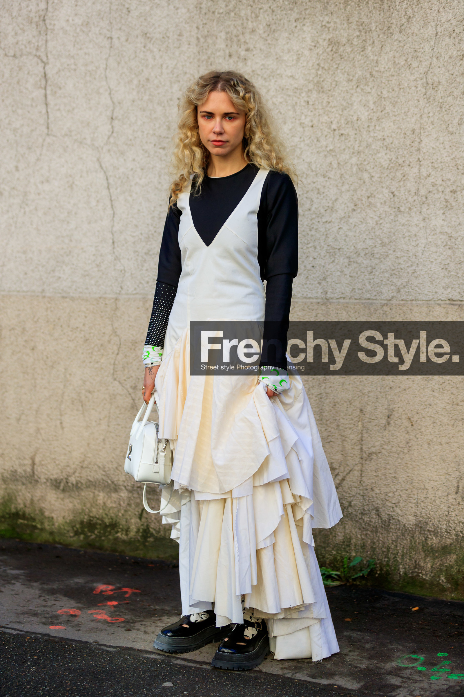 black shoes, black sweater, courtney trop, leather bag, leather shoes, marine serre, ruffles, white bag, white dress, fashion week, frenchystyle, FW, jonathan paciullo, street style, PFW, PARIS, AUTUMN WINTER 2019-2020, AW 19-20, FALL WINTER 2019-2020, FW 19-20, vertical, full length