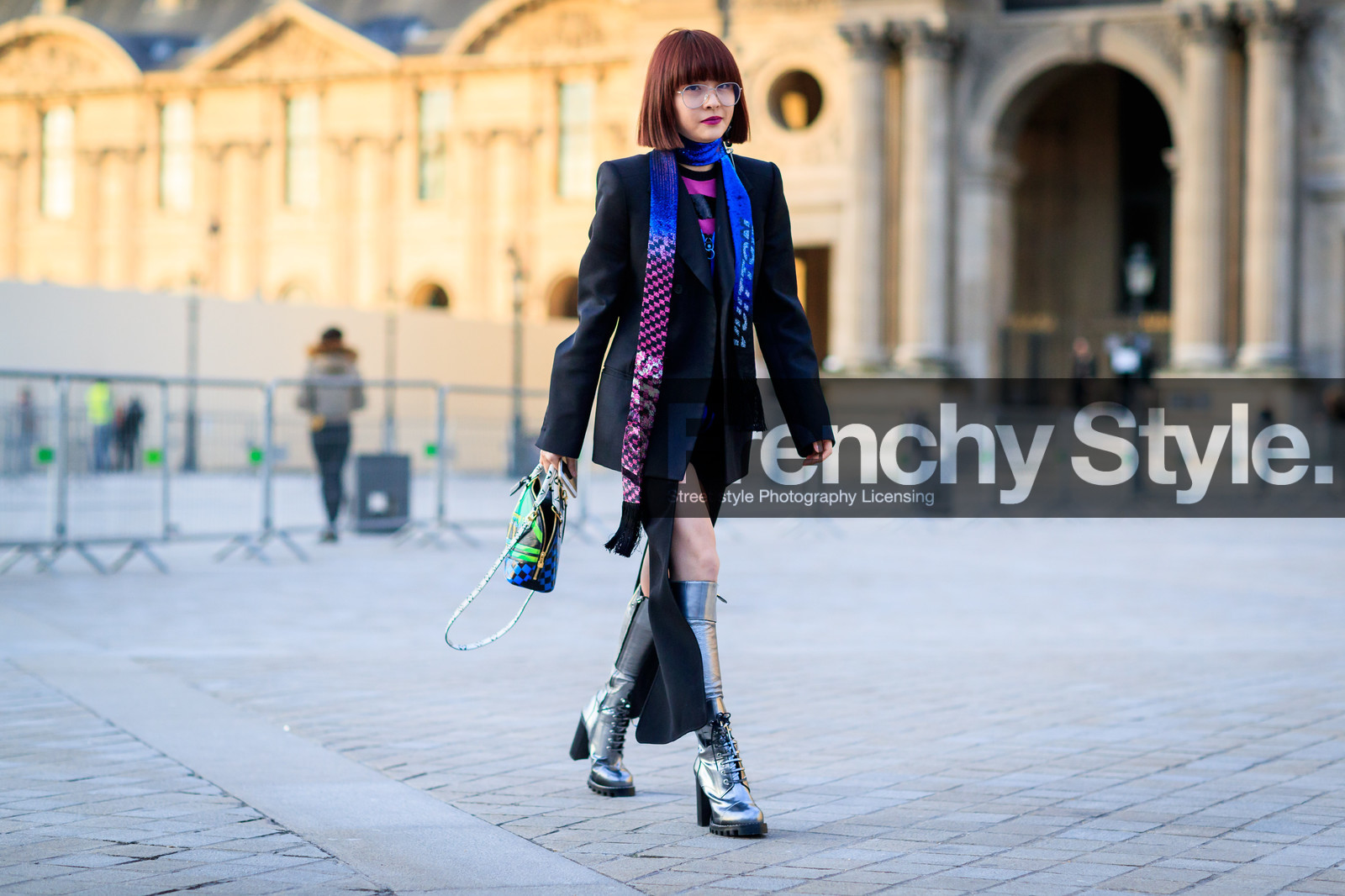 atmosphere details, AUTUMN WINTER 2017-2018, AW 17-18, black dress, black jacket, blazer, blue scarf, FALL WINTER 2017-2018, fashion week, fil xiaobi, fluo, frenchystyle, full length, FW, FW 17-18, graphic bag, high boots, high heels, horizontal, jonathan paciullo, leather bag, leather shoes, louis vuitton, multicolor bag, PARIS, PFW, printed bag, silver shoes, street style