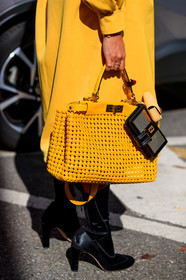 yellow dress, yellow jacket, jacket dress, long dress, belted dress, belted jacket, long sleeves dress, dress shirt, yellow bag, yellow leather bag, fendi bag, openwork bag, peekaboo bag, multi bag, hand bag, black boots, high boots, high heels boots, fendi boots, shoes detail, bag detail, fendi look, fendi dress, nina suess, fashion week, frenchystyle, FW, jonathan paciullo, street style, MFW, MILAN, SPRING SUMMER 2021, SS 21, vertical, detail