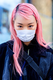 black jacket, dyed hair, leather jacket, patchwork, pink hair, street style, jonathan paciullo, FW, frenchystyle, fashion week, NYFW, NEW YORK, AUTUMN WINTER 2018-2019, AW 18-19, FALL WINTER 2018-2019, FW 18-19, vertical, atmosphere details, detail, portrait, model, Fernanda Hin Lin Ly