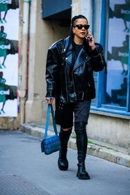 black sunglasses, silver loops, cat eye sunglasses, chain necklace, silver bracelet, fashion week, frenchystyle, FW, jonathan paciullo, street style, AUTUMN WINTER 2022-2023, FALL WINTER 2022_2023, FW 22-23, PFW, PARIS, vertical, full length, black jacket, leather jacket, black shirt