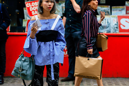 atmosphere details, black bra, black pants, blue bag, blue shirt, detail, fashion week, frenchystyle, FW, horizontal, jonathan paciullo, leather bag, LFW, LONDON, off the shoulder, printed pants, SPRING SUMMER 2017, SS 17, street style, striped shirt, suede bag, trousers, woman